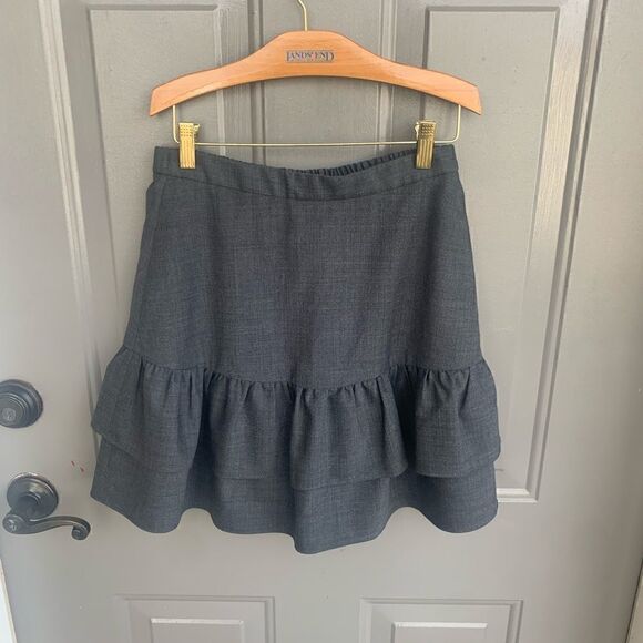 NWT J Crew Gray Ruffled Skirt size 2 - Picture 3 of 8